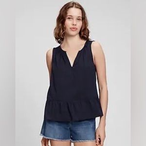 Gap Sleeveless Peplum Top NWT Medium